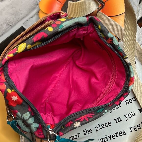 Lily Bloom Recycled Material Crossbody Shoulder Bag Purse - Picture 9 of 9